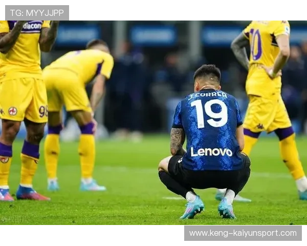 佛罗伦萨利用速度差完成突破 佛罗伦萨利用速度差完成突破